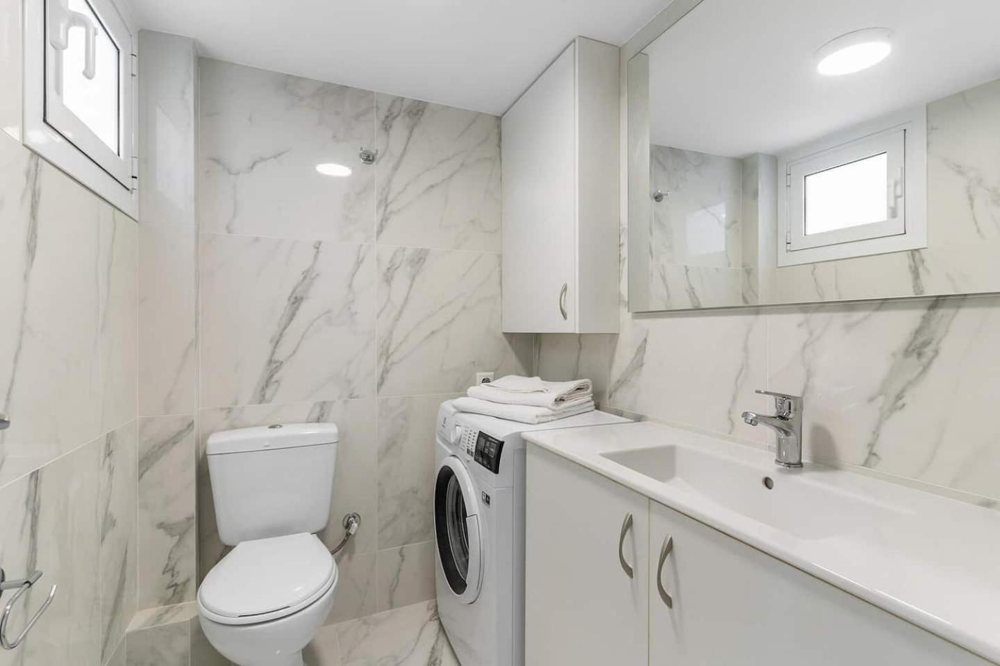 Apartament On The Port Rafína Zewnętrze zdjęcie